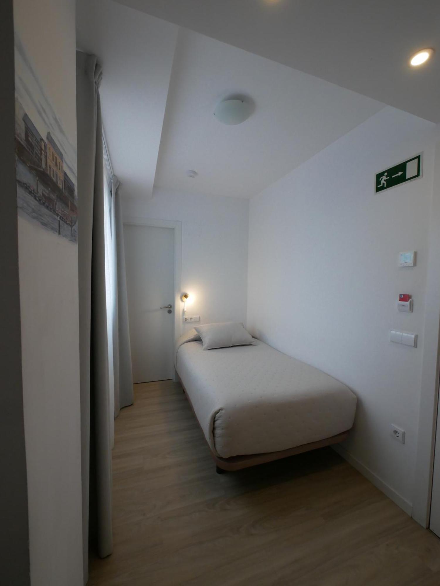 Hotel Myro ヒホン エクステリア 写真