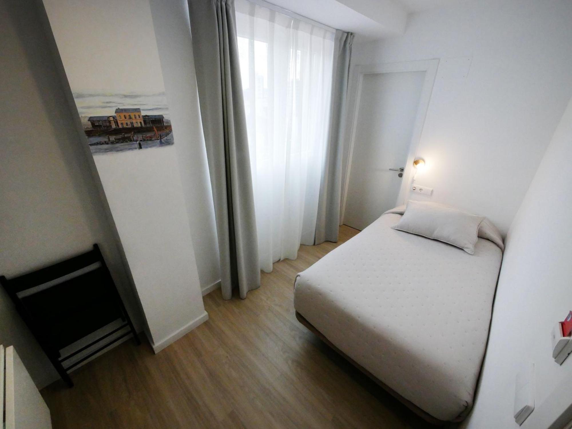 Hotel Myro ヒホン エクステリア 写真